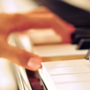 国产宾馆服务员按摩养生三级
